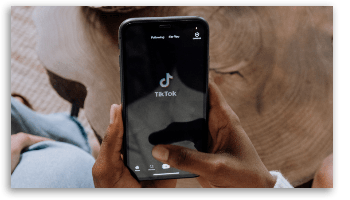 Voz de Google en las Preguntas y Respuestas de TikTok